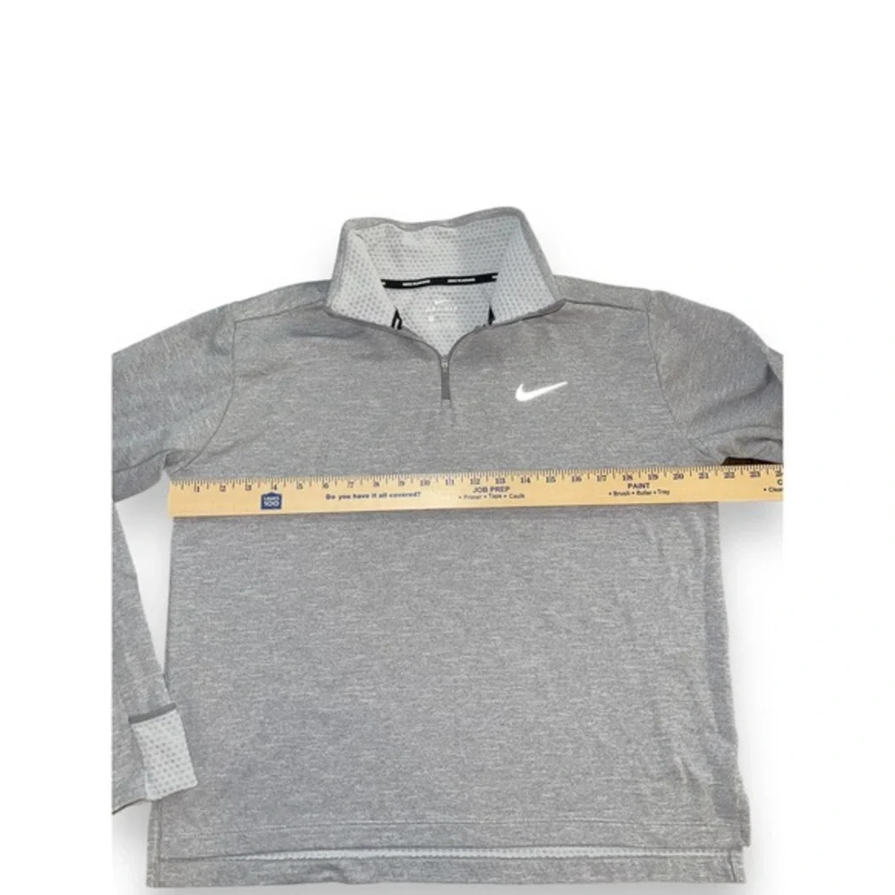 Nike Element Half-Zip Top - Men's Large‎